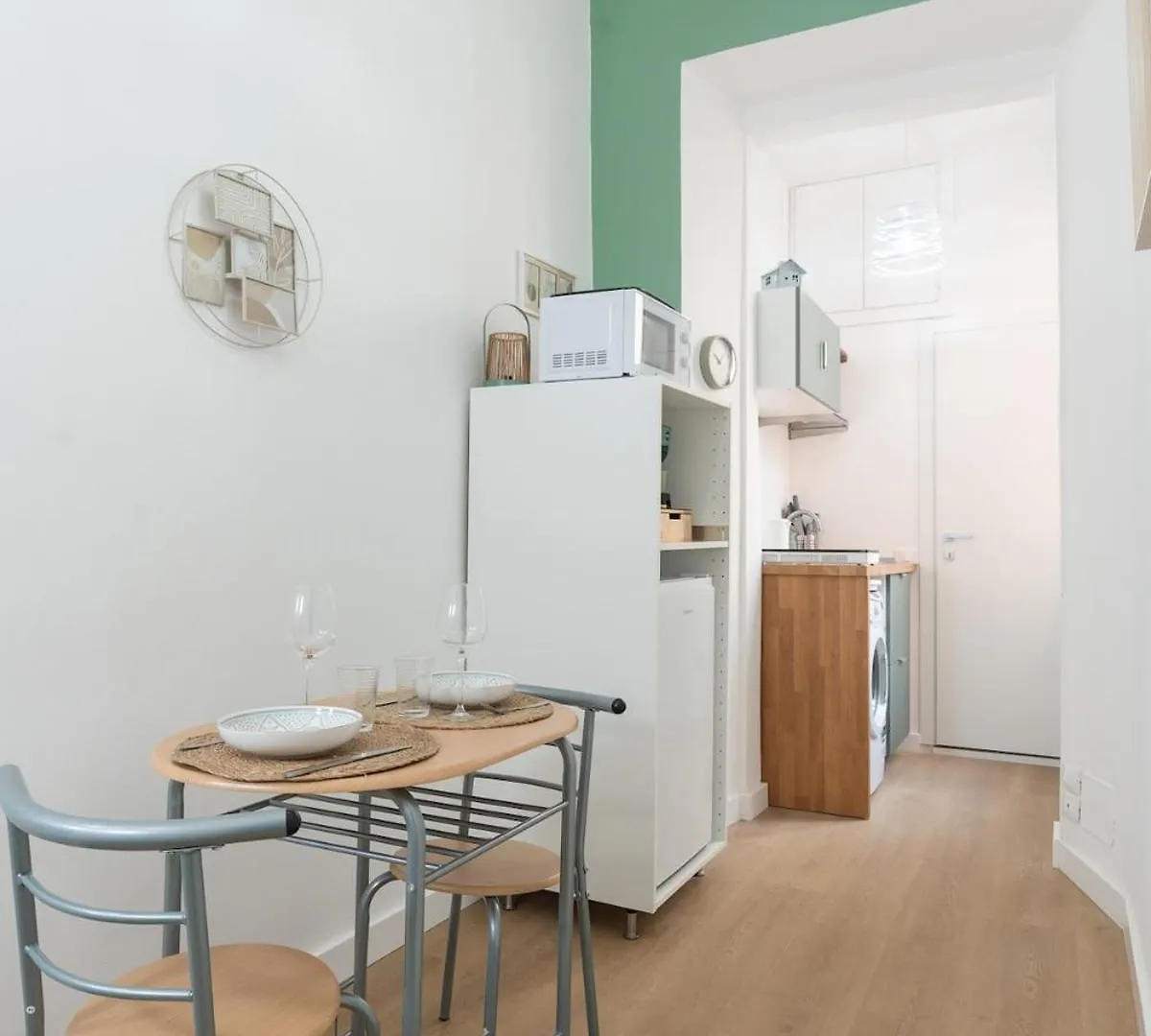 Cozy Apartment Near Termini Station רומא